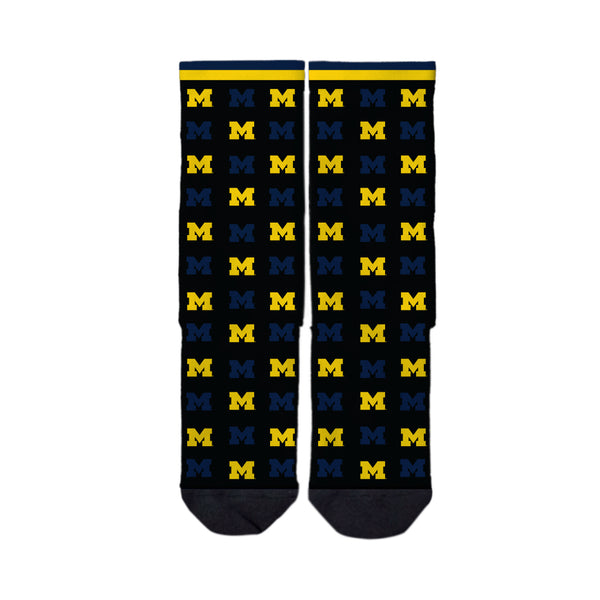 University of Michigan | Economy Full Sub | Step and Repeat | Black | N01107444ML